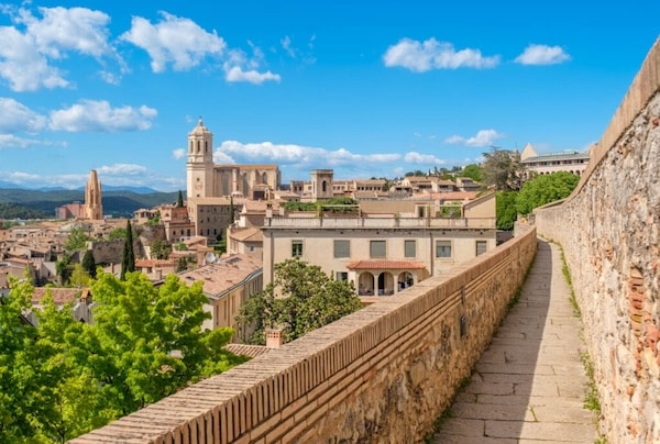 Fortificaciones medievales en Girona